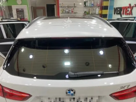 BMW X1 반사썬팅으로 드레스업 재시공 후기 레인보우 VS200 수원썬팅 / 수원 영통동