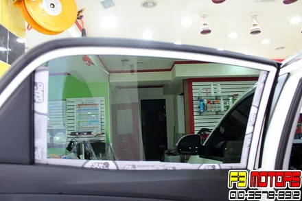 루마썬팅 수원청명점 F3모터스에서 신차 코란도C 전체썬팅 시공 엿보기~~!! / 수원 영통동