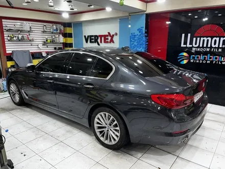 카스페이스 수원청명점에서 BMW 5시리즈(G30) 버텍스 썬팅으로 신차같이 재시공 / 수원 영통동