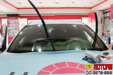BMW X6 차량이 크긴 커요~~!! 전면유리 루마썬팅으로 열차단 시공 수원썬팅~!! / 수원 영통동