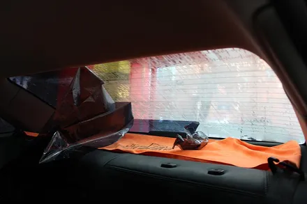 루마썬팅 수원청명점 F3모터스에서 그랜져TG 후면열선썬팅 재시공 엿보기~~!! / 수원 영통동