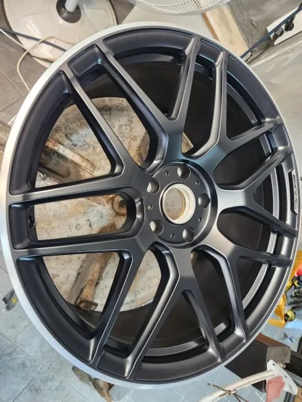 G63 지바겐 에디션 투톤휠복원 , 투톤휠도색 295 40 22 스콜피온제로(휠수리) / 벤츠 / G-클래스(G바겐) / 서울 광진구