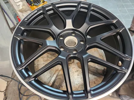 G63 지바겐 에디션 투톤휠복원 , 투톤휠도색 295 40 22 스콜피온제로(휠수리) / 벤츠 / G-클래스(G바겐) / 서울 광진구