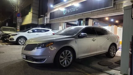 링컨 mkz 하이퍼실버 색상의 휠복원, 휠 보험수리 / 광진, 송파, 성동, 강남