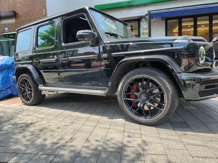 G63 지바겐 에디션 투톤휠복원 , 투톤휠도색 295 40 22 스콜피온제로(휠수리) / 벤츠 / G-클래스(G바겐) / 서울 광진구