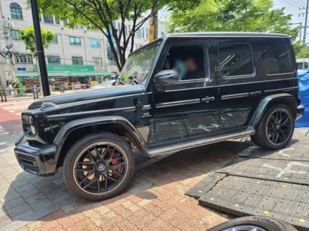 G63 지바겐 에디션 투톤휠복원 , 투톤휠도색 295 40 22 스콜피온제로(휠수리) / 벤츠 / G-클래스(G바겐) / 서울 광진구