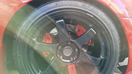 350z 370z 캘리퍼도색과 te37 휠복원 및 맷블랙 휠도색 / 광진, 송파, 성동, 강남