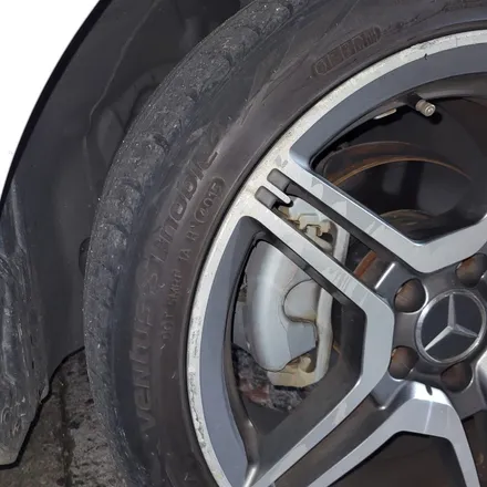 벤츠 휠복원  e클래스 CLS63AMG 카피휠 다이아몬드컷팅! 대리운전 사고처리 사고수리 / 광진, 송파, 성동, 강남