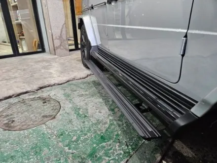 벤츠 G400D 전동사이드스텝과 검정유광휠 / 광진, 송파, 성동, 강남