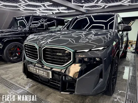 BMW XM 컬러PPF 포인트 시공｜한정판 레이블 레드, 매트그린으로 새롭게 재해석 / 강남구 논현동