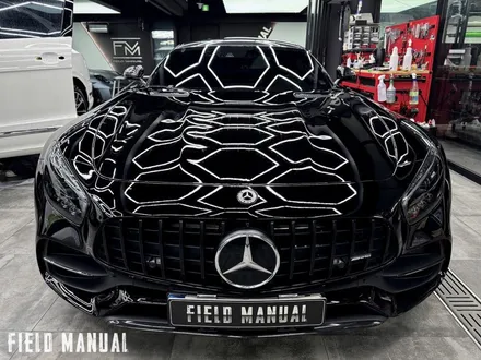 올블랙 벤츠 AMG GT. 전체 블랙PPF + 리어 옐로우 데칼 포인트 / 강남구 논현동