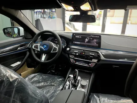 압구정PPF BMW 5시리즈 실내 카본 PPF / 강남구 논현동