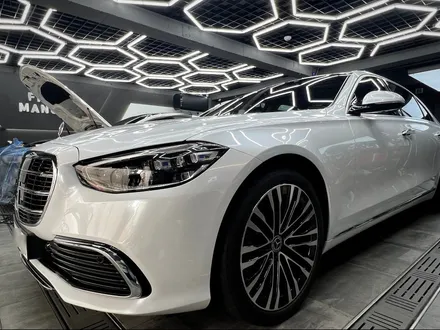 건대랩핑 벤츠 S580 CYS 유광 화이트 전체랩핑 / 강남구 논현동