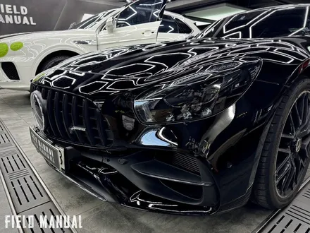 올블랙 벤츠 AMG GT. 전체 블랙PPF + 리어 옐로우 데칼 포인트 / 강남구 논현동