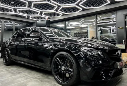 강남랩핑 벤츠 E63 크롬딜리트 랩핑? no 블랙PPF 카본PPF !! / 강남구 논현동