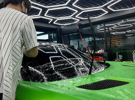 강남 윈드쉴드 벤츠 AMG GTR <STEK 다이노플렉스> / 강남구 논현동