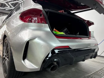 서초랩핑 BMW M135i 이노즈텍 메탈릭실버 전체랩핑 / 강남구 논현동