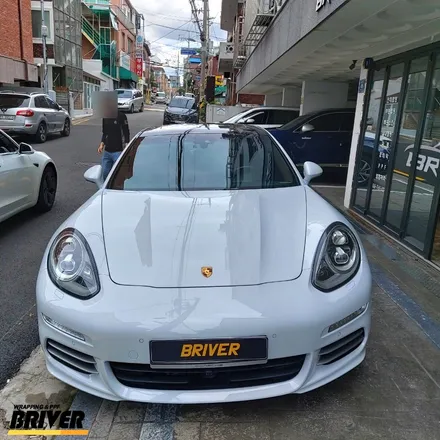 포르쉐파나메라 루프스킨 시공으로 파노라마효과 보기 / 서울 양천구