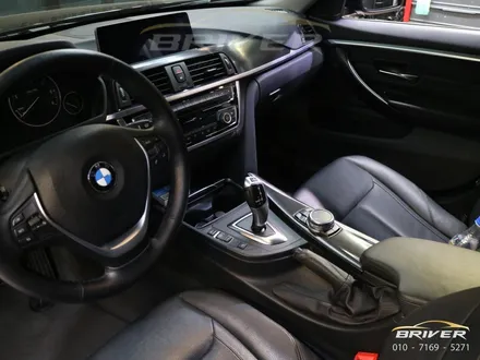 BMW 4시리즈 실내랩핑 블랙브러쉬로 연출하기[브리버] / 서울 양천