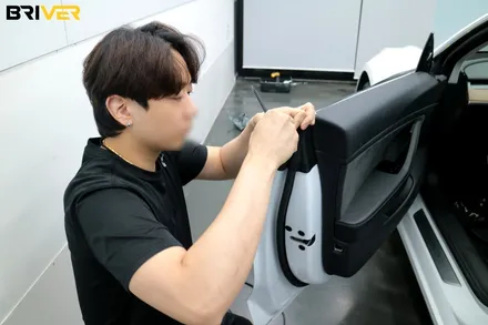 테슬라모델3 전체랩핑으로 배틀쉽그레이 어떠세요? / 서울 양천구