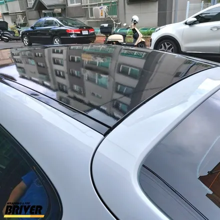 포르쉐파나메라 루프스킨 시공으로 파노라마효과 보기 / 서울 양천구
