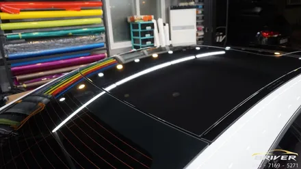 벤츠 CLS 300D 루프스킨 3M 2080 필름 시공 [브리버] / 서울 양천