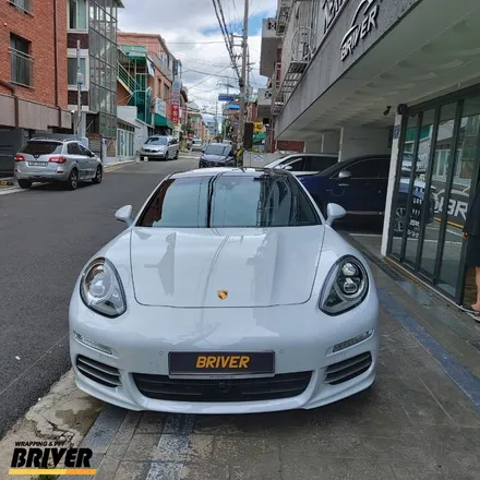 포르쉐파나메라 루프스킨 시공으로 파노라마효과 보기 / 서울 양천구