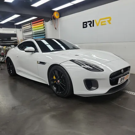 재규어 F-Type 쿠페 사틴블랙으로 전체랩핑 어떠세요 / 서울 양천