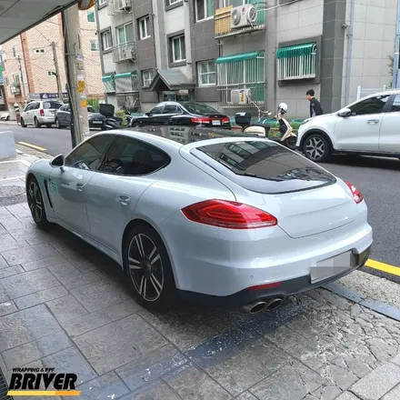 포르쉐파나메라 루프스킨 시공으로 파노라마효과 보기 / 서울 양천구