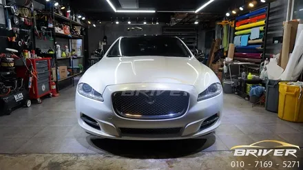 재규어xj 전체랩핑은 화이트 골드 색상으로 깔끔하게 완성 / 서울 양천