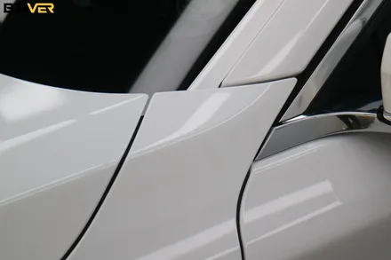 BMW G12 7시리즈 전체랩핑 유광화이트로 순정처럼 연출했어요 / 서울 양천구