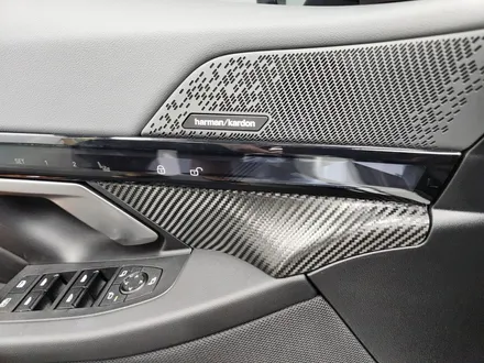 BMW G60 520i 실버크롬 눈부심 차단! 신정동 실내랩핑, 시크한 감성은 덤 / 서울 양천