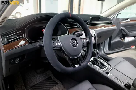 티타늄브러쉬로 세련되게 연출한 파사트GT 실내랩핑 시공!! / 서울 양천구