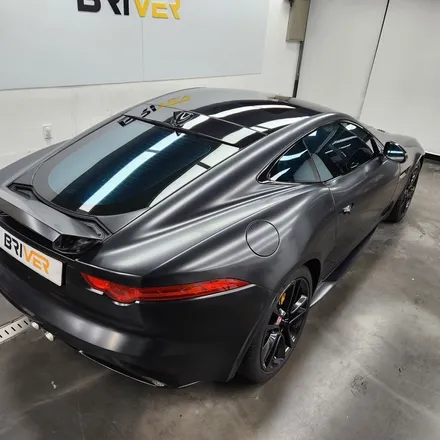 재규어 F-Type 쿠페 사틴블랙으로 전체랩핑 어떠세요 / 서울 양천