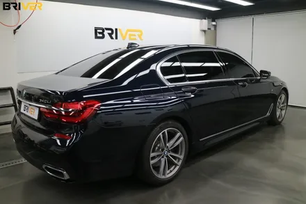BMW G12 7시리즈 전체랩핑 유광화이트로 순정처럼 연출했어요 / 서울 양천구