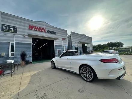 <휠리버스> 파주 일산 휠복원 휠도색 / 벤츠 AMG C63 카브리올레 19인치 휠 고스트크롬 분체도장 휠도색 휠복원 시공 후기 / 파주시 오도동