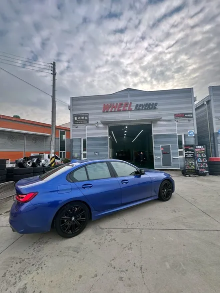 <휠리버스> 파주 일산 휠도색 휠복원 / BMW 3시리즈 320i 18인치 휠 블랙 분체도장 휠도색 휠복원 시공 후기 / 파주시 오도동