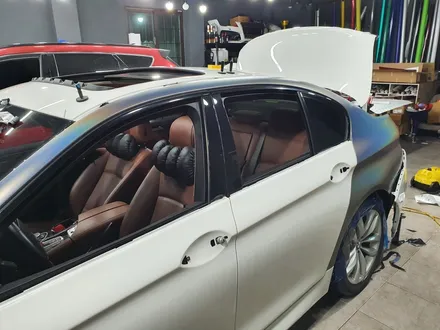 전체랩핑,bmw5전체랩핑,호남랩핑,카스킨,루프스킨,실외튜닝 / 순천 팔마5길