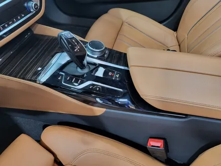 bmw 실내랩핑 / 브러쉬블랙실내랩핑 / 실내ppf / 실내우드죽이기 / 순천 팔마5길