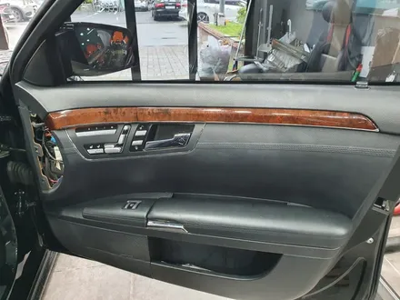 순천랩핑희아트 벤츠 S63 AMG 실내랩핑  실내우드랩핑 전남랩핑 광양랩핑 여수랩핑 / 순천 팔마5길