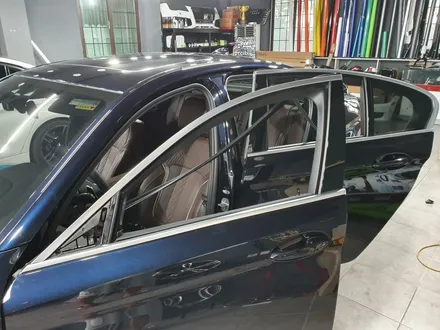 순천랩핑,순천부분랩핑,순천윈도우몰딩랩핑,bmw5윈도우몰딩크롬죽이기시공 / 전남 순천