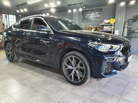 순천랩핑희아트 BMW X6 크롬랩핑 크롬죽이기 전남랩핑 순천랩핑 광양랩핑 여수랩핑 / 순천 팔마5길