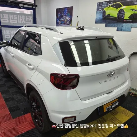 베뉴 루프스킨 블랙유광 시공기 — 안산 퍼스트랩에서 완성한 고급 SUV의 변신 / 안산 단원 초지동
