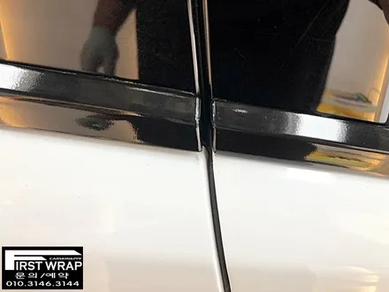 재규어XF 윈도우몰딩 블랙유광포인트랩핑 크롬죽이기 재규어랩핑 목감랩핑 광명랩핑 시흥랩핑 안양랩핑 안산랩핑 송도랩핑 배곧랩핑 퍼스트랩카스킨 / 안산 단원 초지동