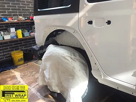 지프 랭글러루비콘 에이버리슈프림 퀼실버메탈릭 전체랩핑 목감랩핑 시흥랩핑 광명랩핑 안양랩핑 안산랩핑 송도랩핑 배곧랩핑 일산랩핑 분당랩핑 수원랩핑 서울랩핑 퍼스트랩카스킨 / 안산, 시흥, 부천