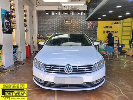 폭스바겐 CC 3M2080 블랙유광 루프스킨 포인트랩핑 목감랩핑 광명랩핑 시흥랩핑 안양랩핑 서울랩핑 송도랩핑 배곧랩핑 루프스킨맛집 랩핑맛집 퍼스트랩카스킨 랩핑교육 / 안산, 시흥, 부천