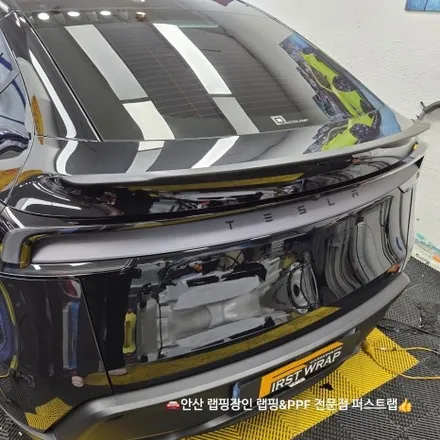 안산랩핑 추천, 테슬라 쥬니퍼 전체 오토벨벳 블랙 하이그로시 랩핑으로 프리미엄 완성! / 안산 단원 초지동