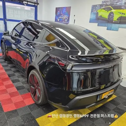 안산랩핑 추천, 테슬라 쥬니퍼 전체 오토벨벳 블랙 하이그로시 랩핑으로 프리미엄 완성! / 안산 단원 초지동