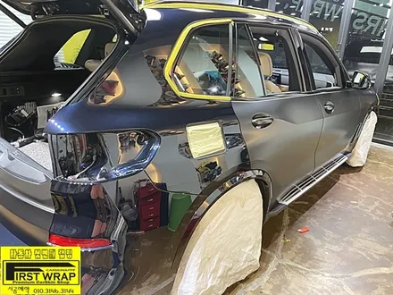 BMW X5 사틴블랙 전체랩핑 목감랩핑 광명랩핑 시흥랩핑 안산랩핑 안양랩핑 송도랩핑 배곧랩핑 서울랩핑 자동차랩핑 카스킨 퍼스트랩카스킨 / 안산, 시흥, 부천