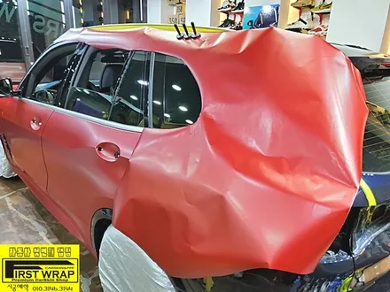BMW X5 40e 사틴뱀파이어레드 전체랩핑 그릴랩핑 윈도우크롬랩핑 루프렉랩핑 블랙포인트랩핑 목감랩핑 광명랩핑 시흥랩핑 안양랩핑 안산랩핑 송도랩핑 일산랩핑 서울랩핑 배곧랩핑 / 안산, 시흥, 부천